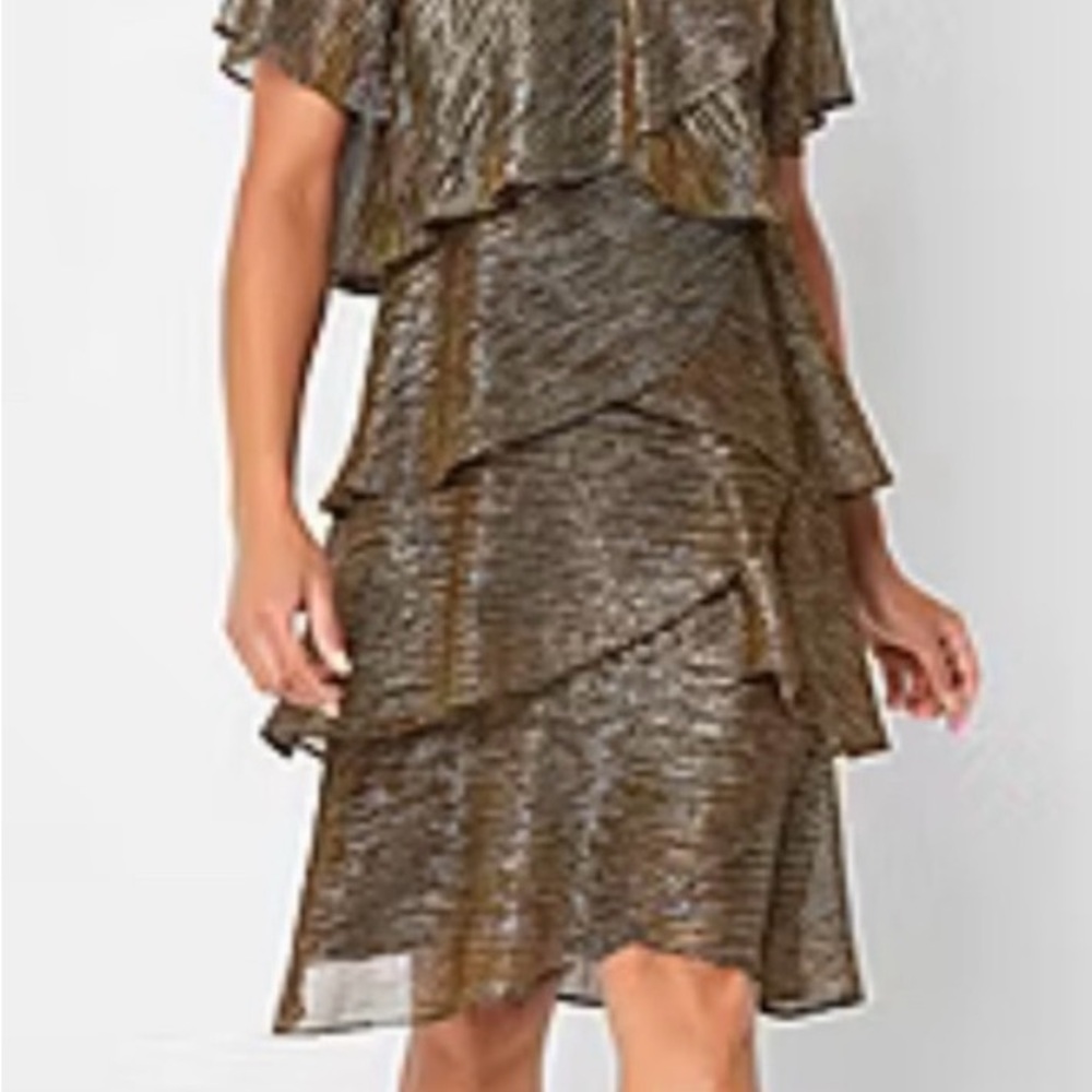 Asymmetrical Tiered Sheath Cocktail Dress - Picture 4 of 4